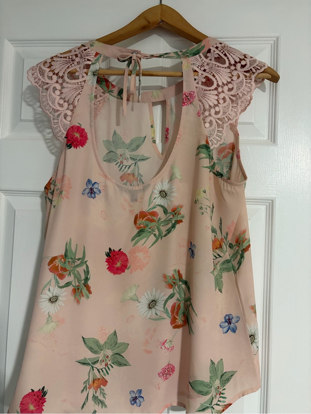 Express Blush Pink Floral Lace-Trim Sleeveless Top